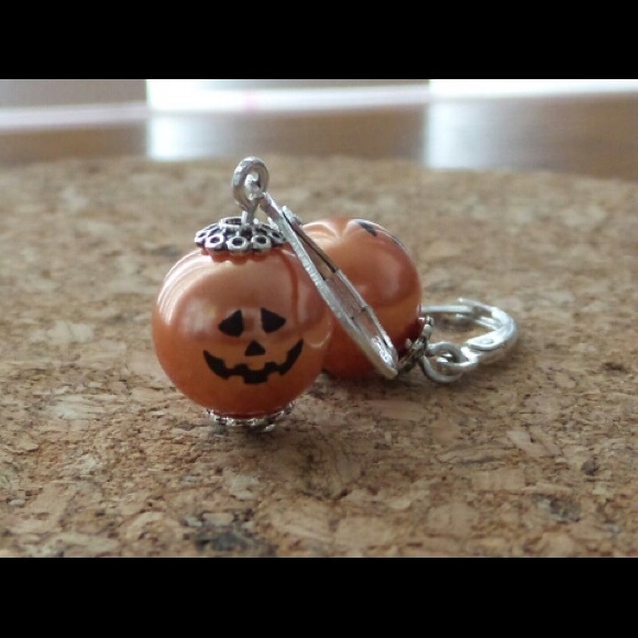 Acrylic Pumpkin Face Lever Back Earrings - Picture 7 of 8